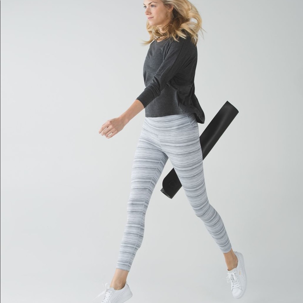 Lululemon high times cyber white pants. Size 6